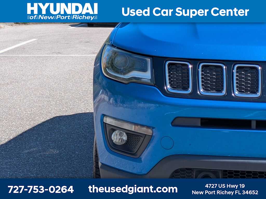 Thumbnail: 2018 Jeep Compass - 9