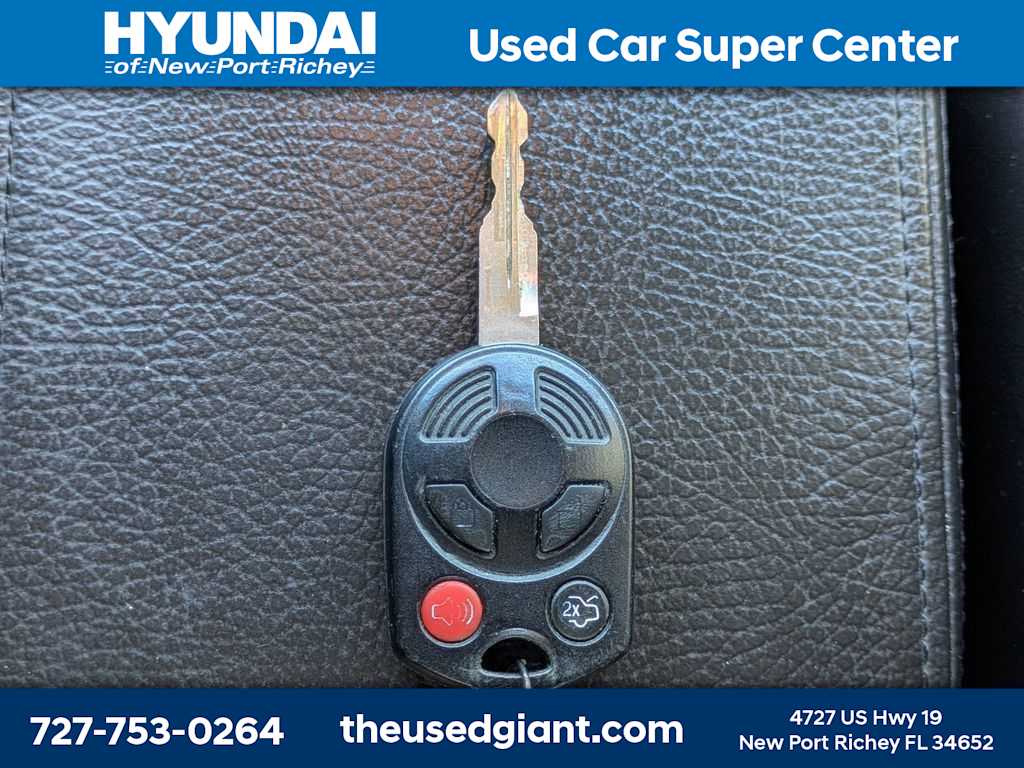 Thumbnail: 2009 Lincoln MKZ - 32