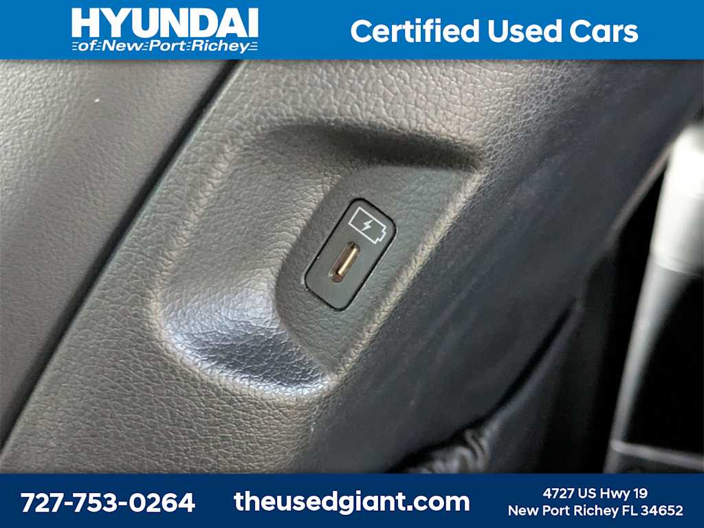 Thumbnail: 2023 Hyundai Palisade - 22