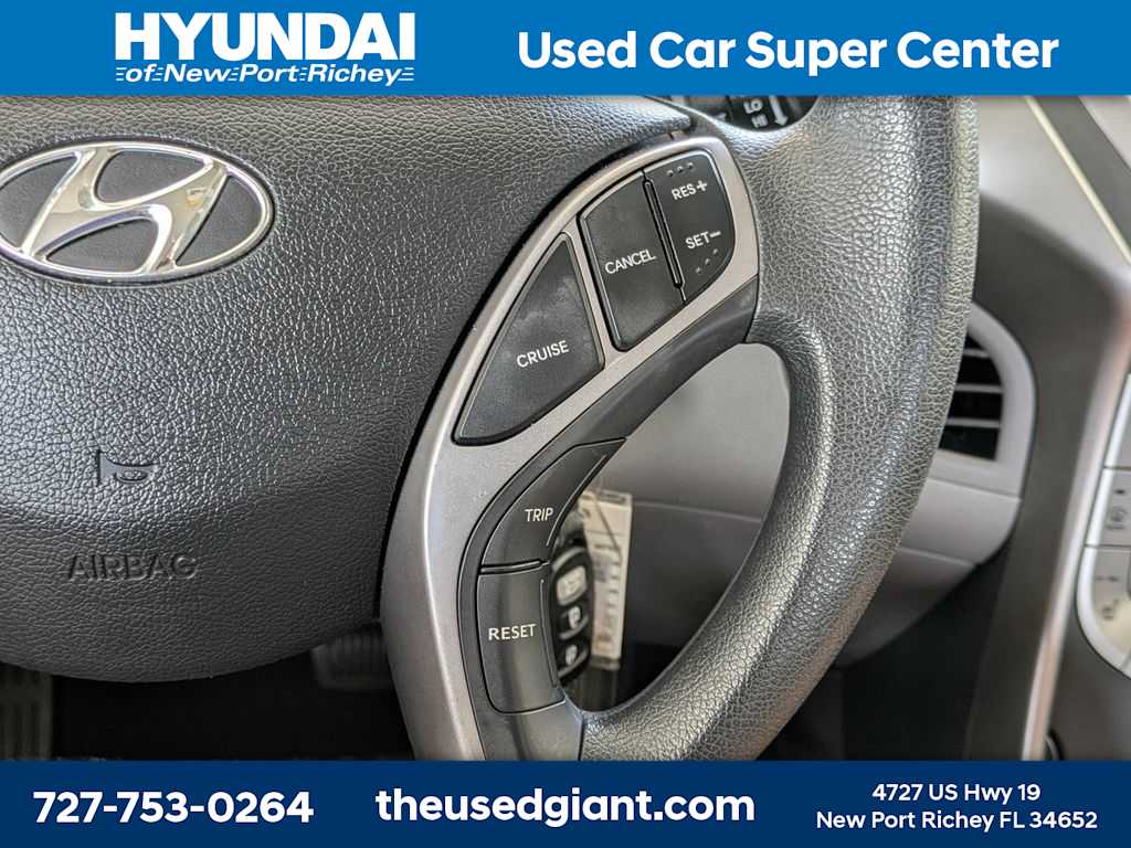 Thumbnail: 2013 Hyundai Elantra - 26