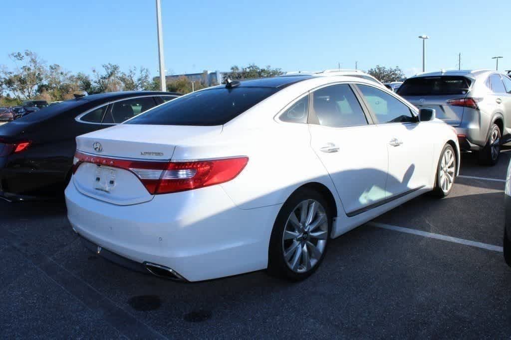 Thumbnail: 2016 Hyundai Azera - 3
