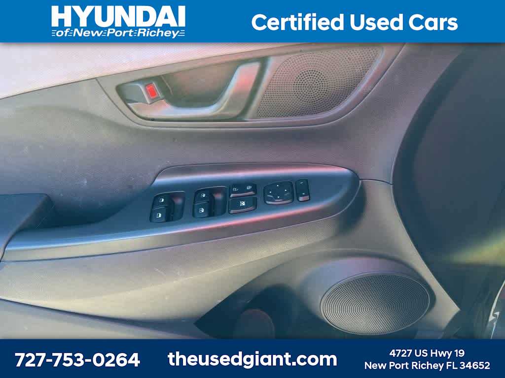 Thumbnail: 2021 Hyundai Kona - 8