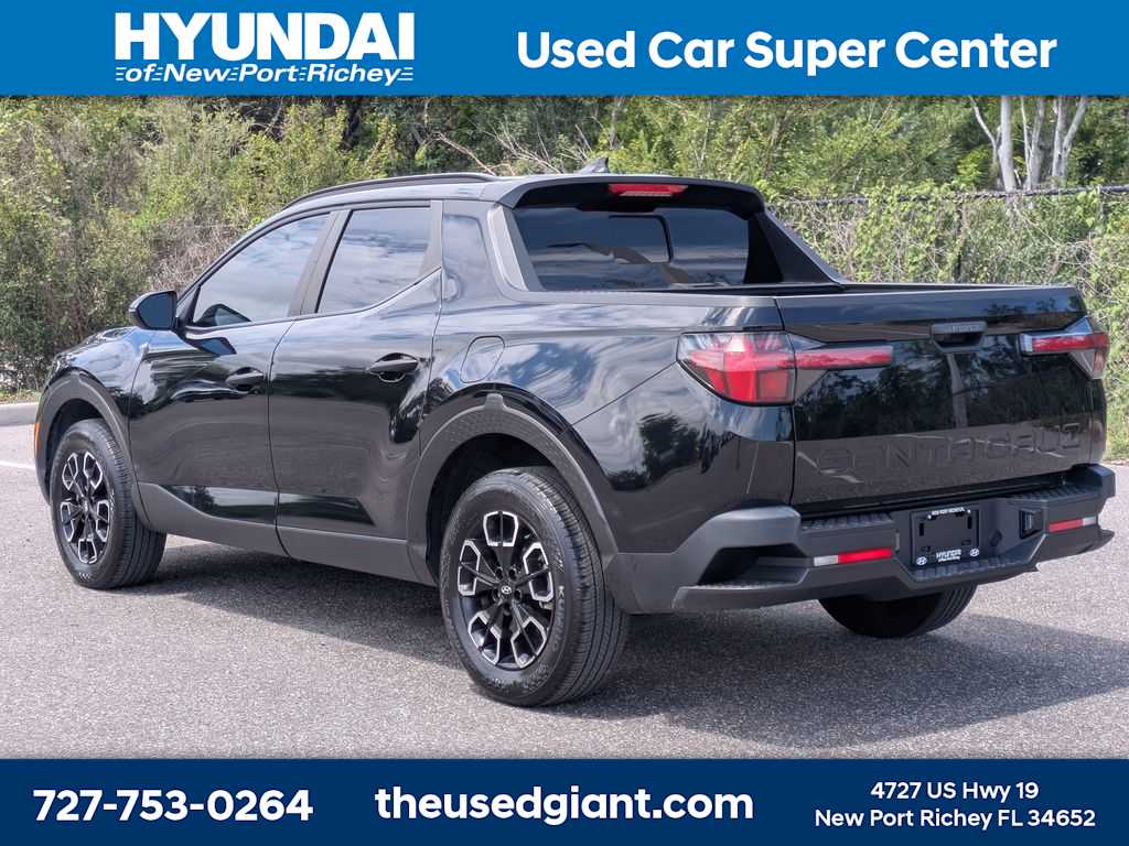 Thumbnail: 2023 Hyundai Santa Cruz - 3
