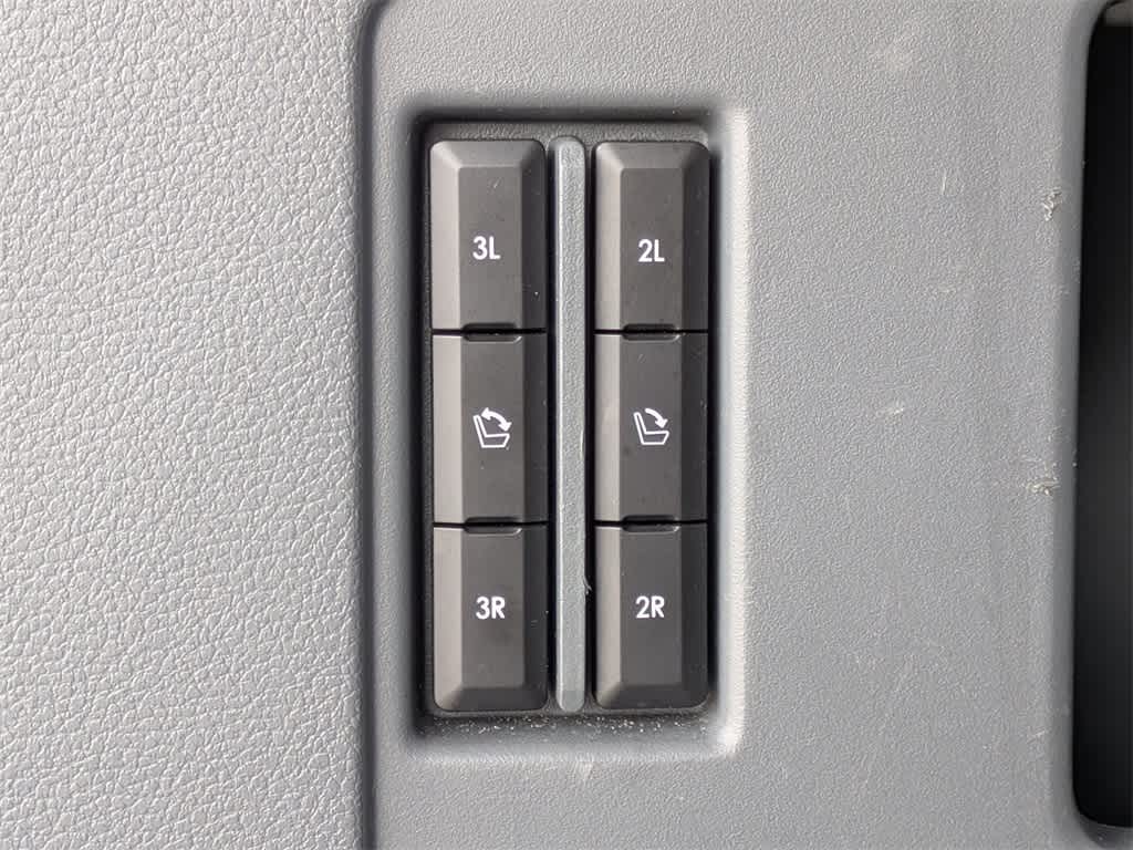 Thumbnail: 2020 Lincoln Navigator - 14