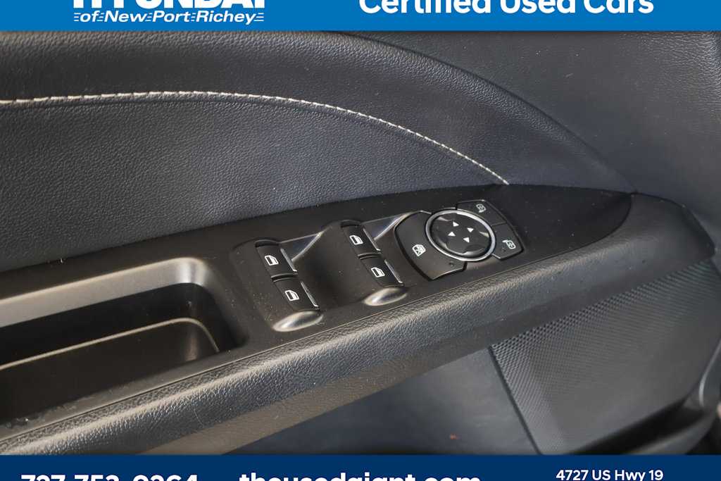 2017 Ford Fusion  19