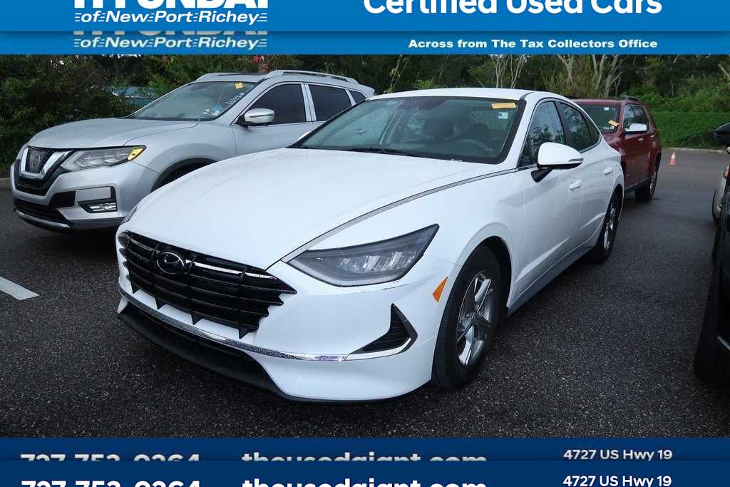 Thumbnail: 2022 Hyundai Sonata - 1
