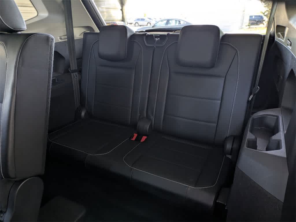 Thumbnail: 2021 Volkswagen Tiguan - 15