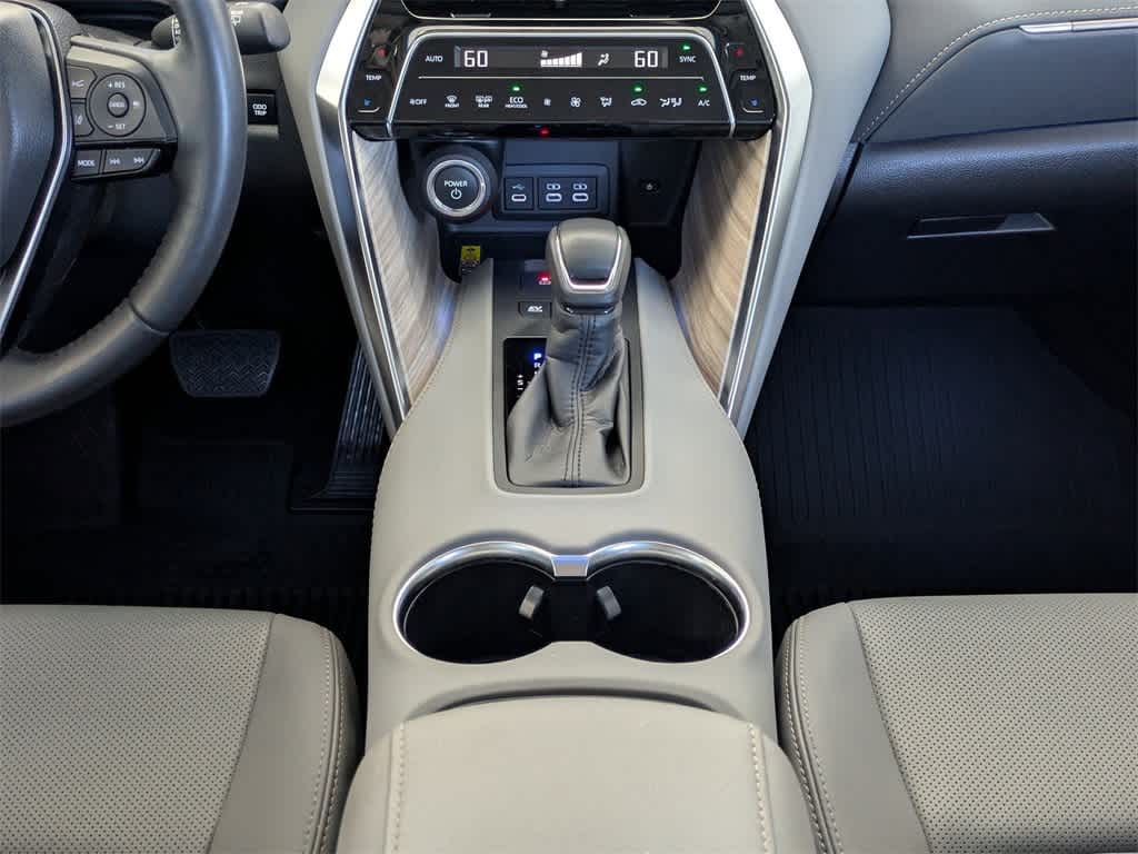 Thumbnail: 2024 Toyota Venza - 24