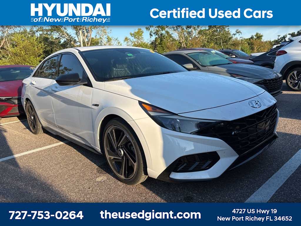 Thumbnail: 2023 Hyundai Elantra - 4