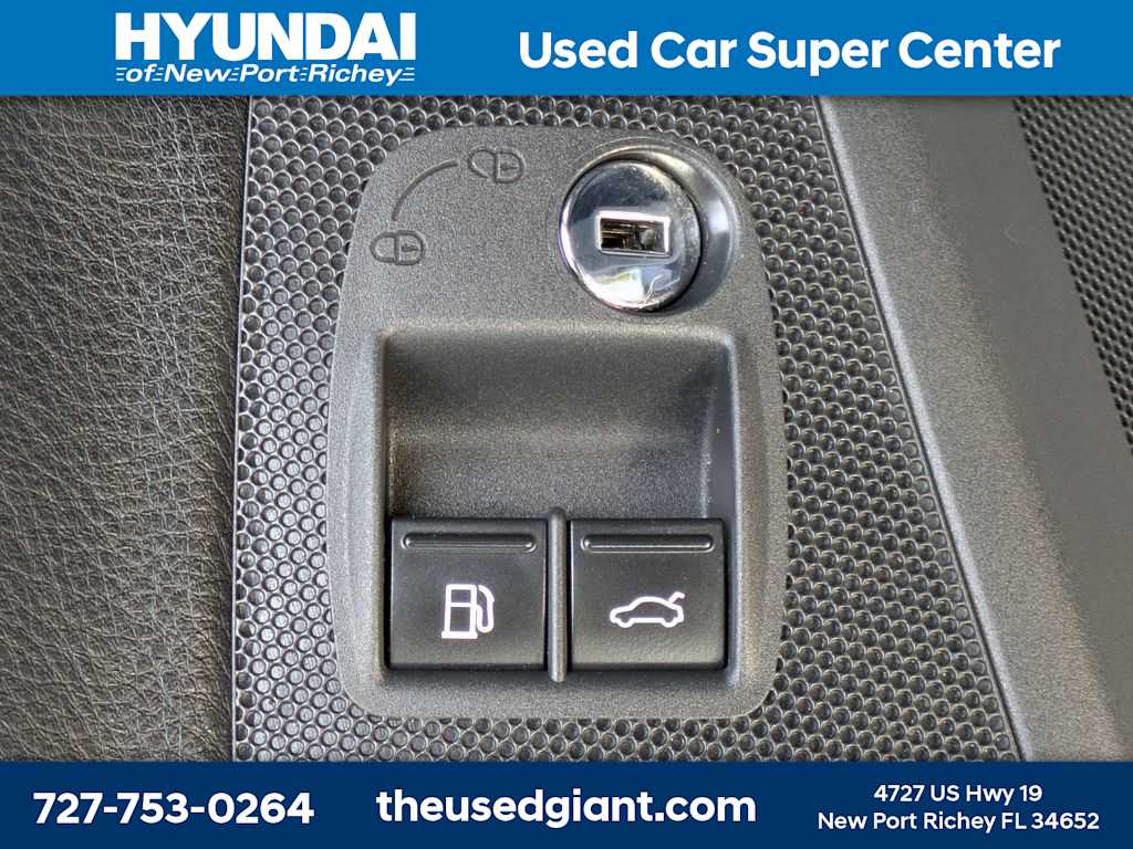 Thumbnail: 2013 Volkswagen CC - 30