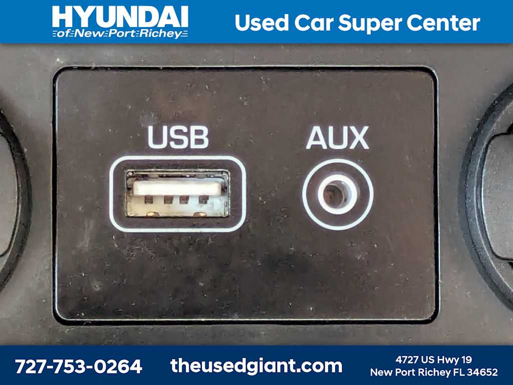Thumbnail: 2015 Hyundai Sonata - 29