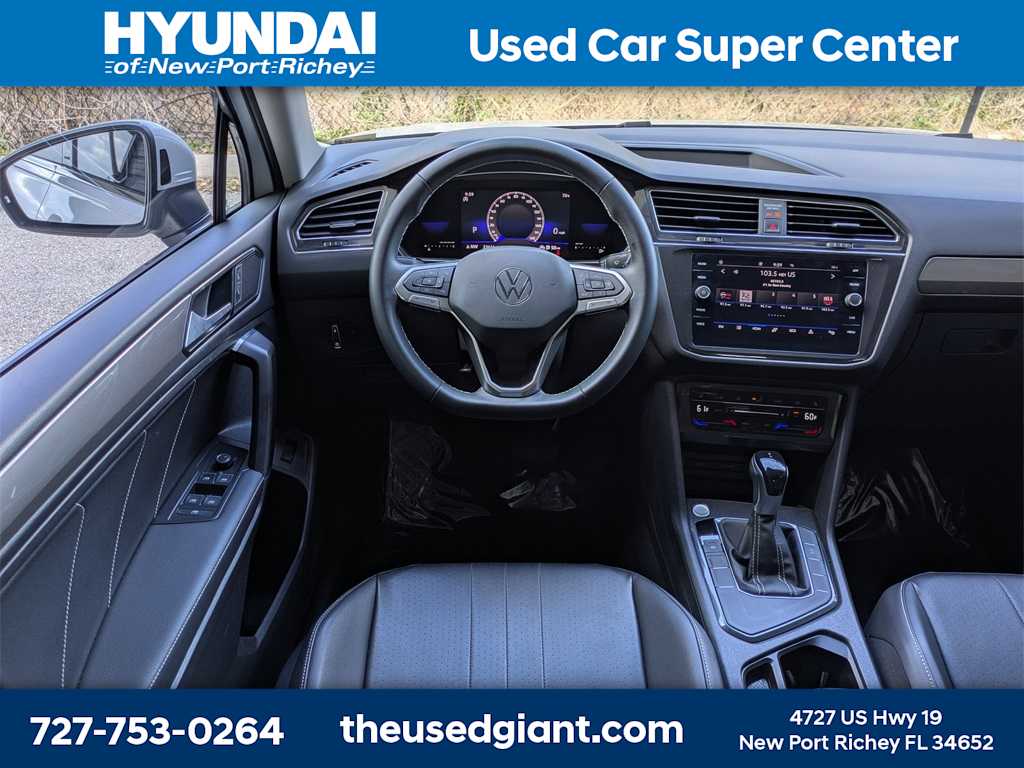 Thumbnail: 2022 Volkswagen Tiguan - 22