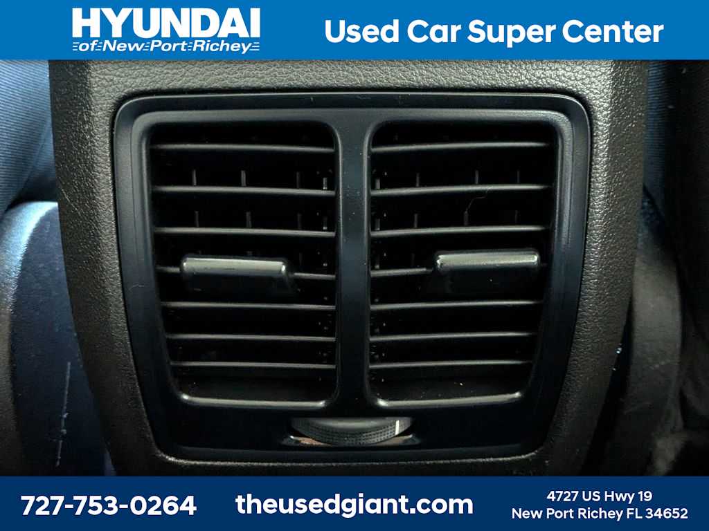 Thumbnail: 2015 Ford Escape - 16