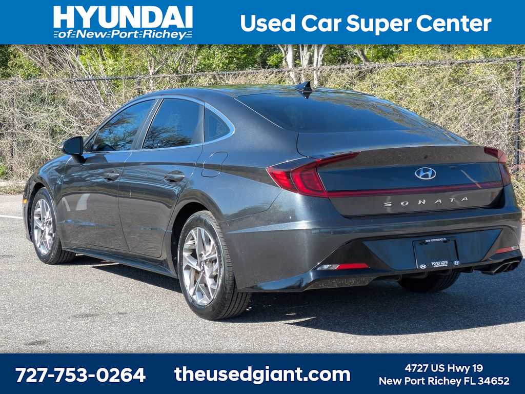 Thumbnail: 2021 Hyundai Sonata - 3