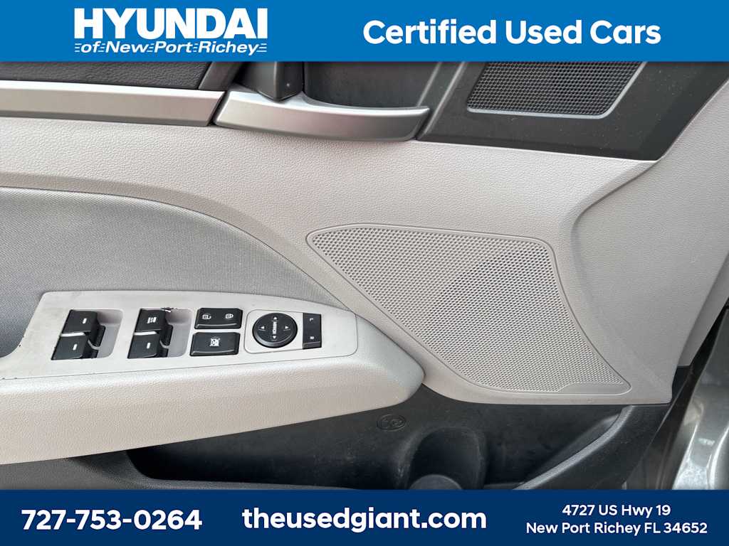 Thumbnail: 2017 Hyundai Elantra - 9