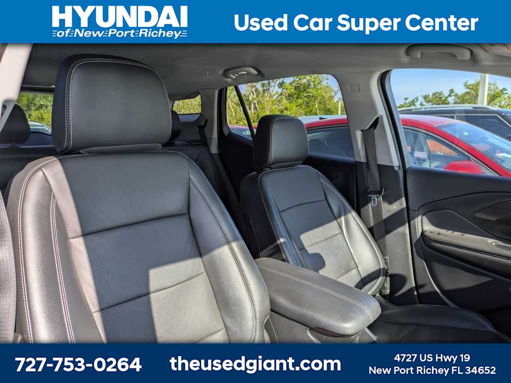 Thumbnail: 2022 GMC Terrain - 8