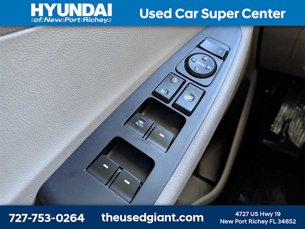 Thumbnail: 2020 Hyundai Tucson - 31