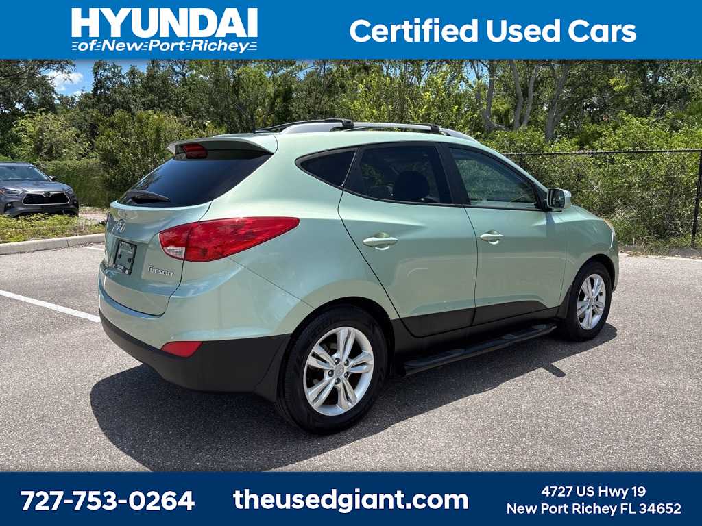 Thumbnail: 2012 Hyundai Tucson - 5
