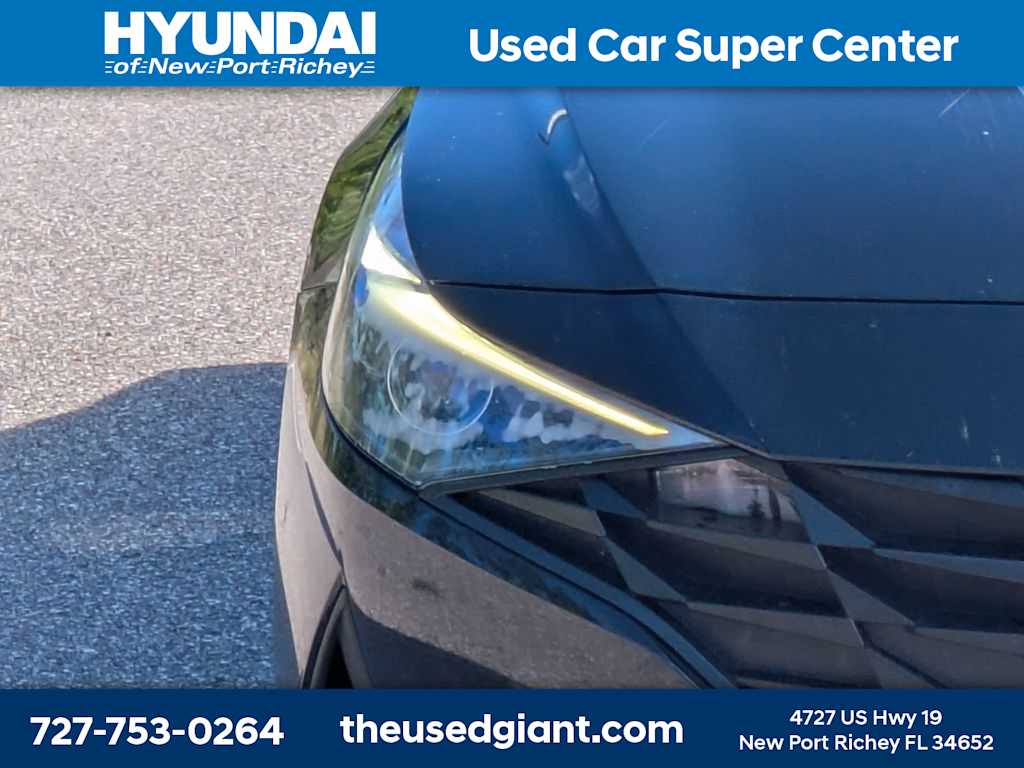 Thumbnail: 2023 Hyundai Elantra - 9