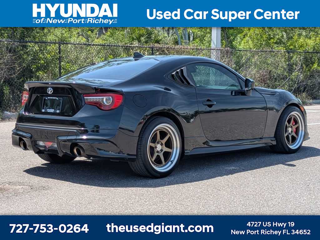 Thumbnail: 2019 Toyota 86 - 4