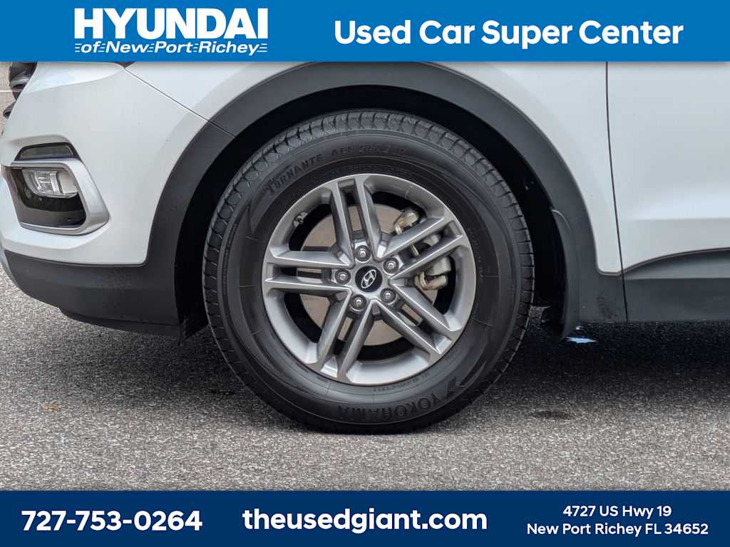 Thumbnail: 2018 Hyundai Santa Fe - 10