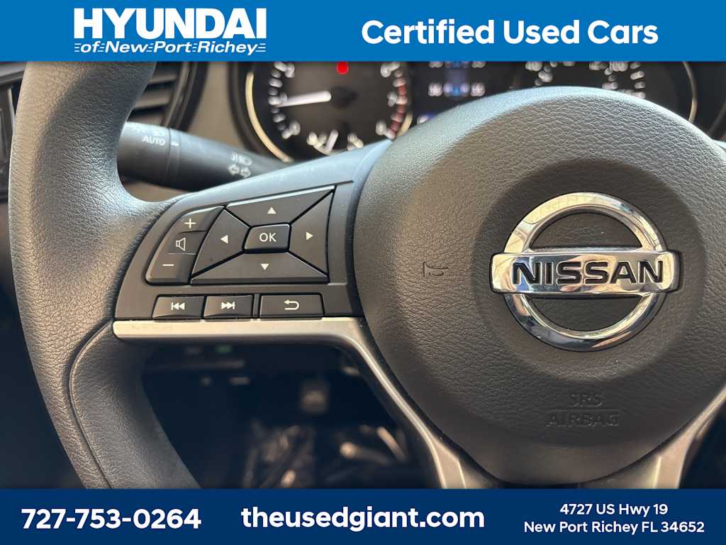2021 Nissan Rogue Sport S 22