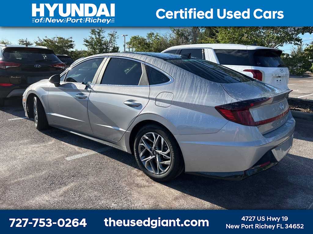 Thumbnail: 2023 Hyundai Sonata - 2