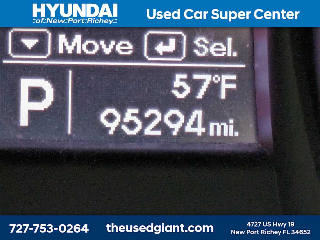 Thumbnail: 2014 Hyundai Santa Fe - 33