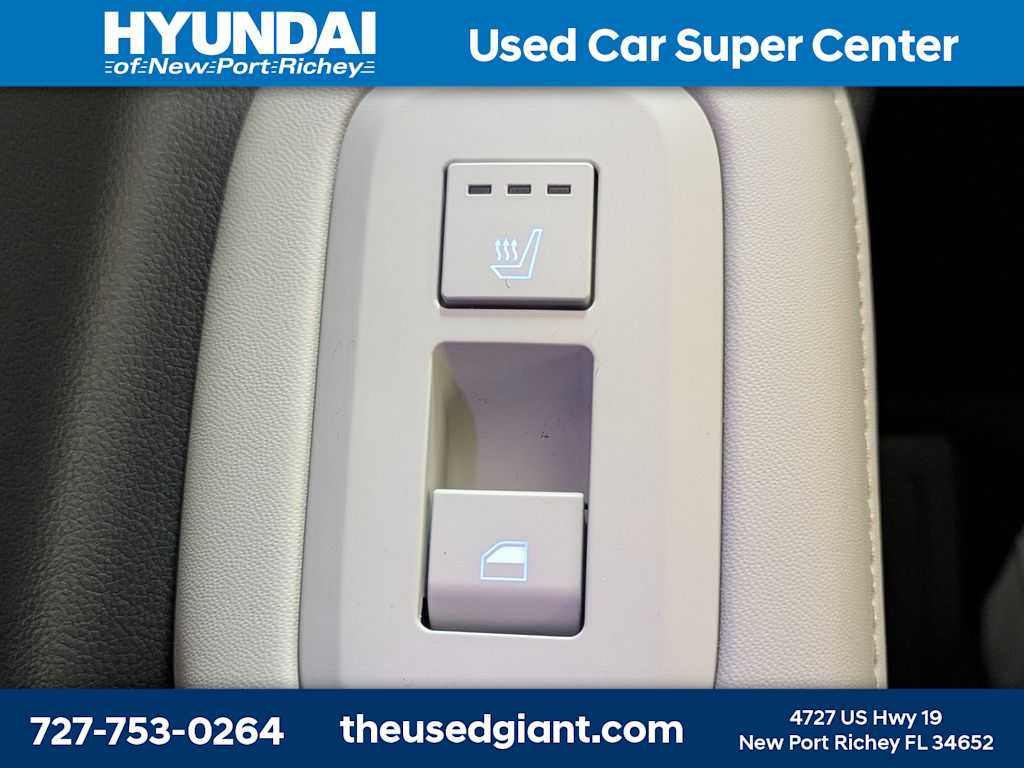 Thumbnail: 2024 Hyundai Santa Fe - 18