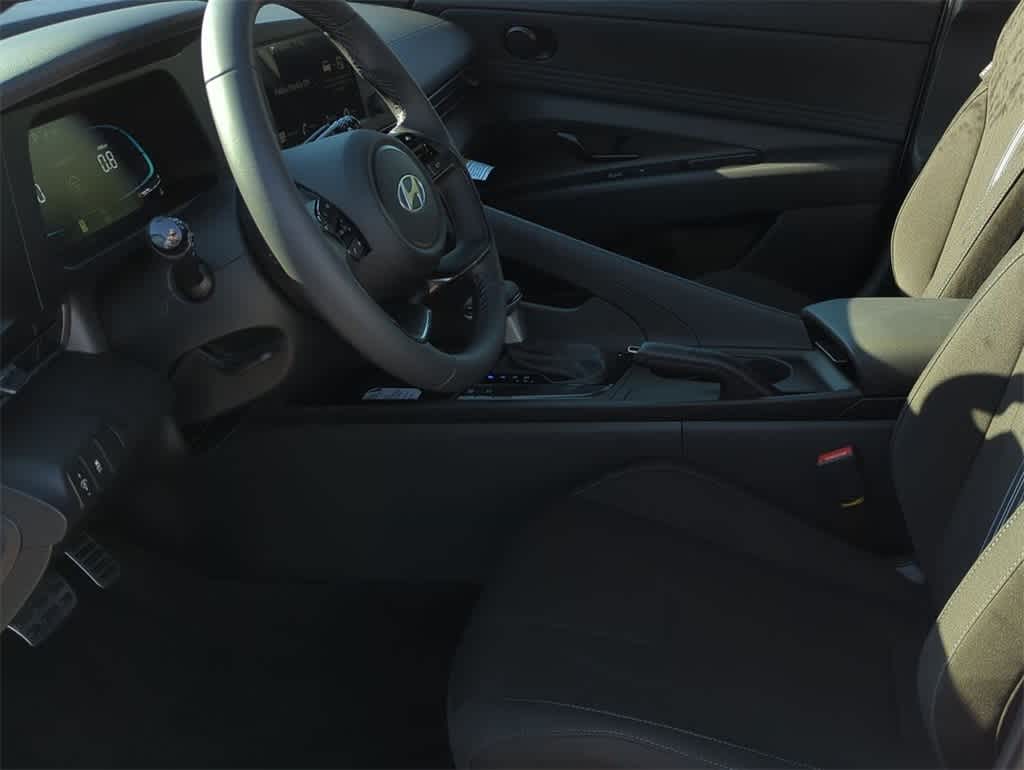 Thumbnail: 2026 Hyundai Elantra - 16