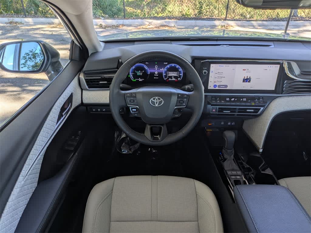 Thumbnail: 2025 Toyota Camry - 19