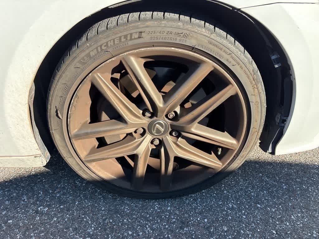 Thumbnail: 2016 Lexus IS - 5