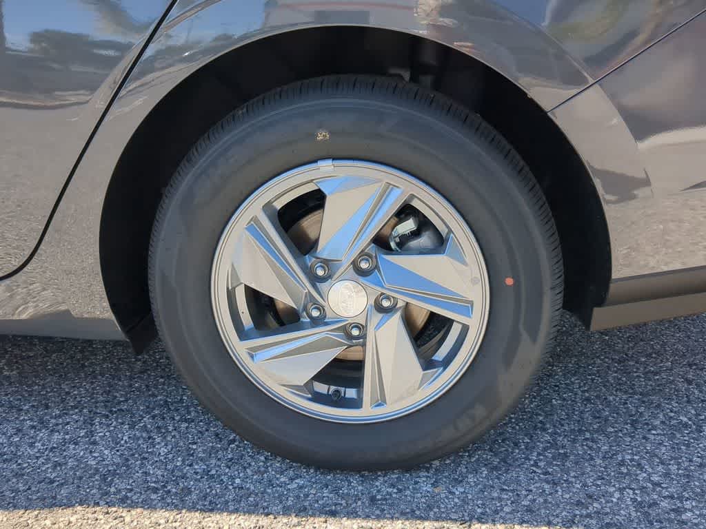 Thumbnail: 2026 Hyundai Elantra - 14