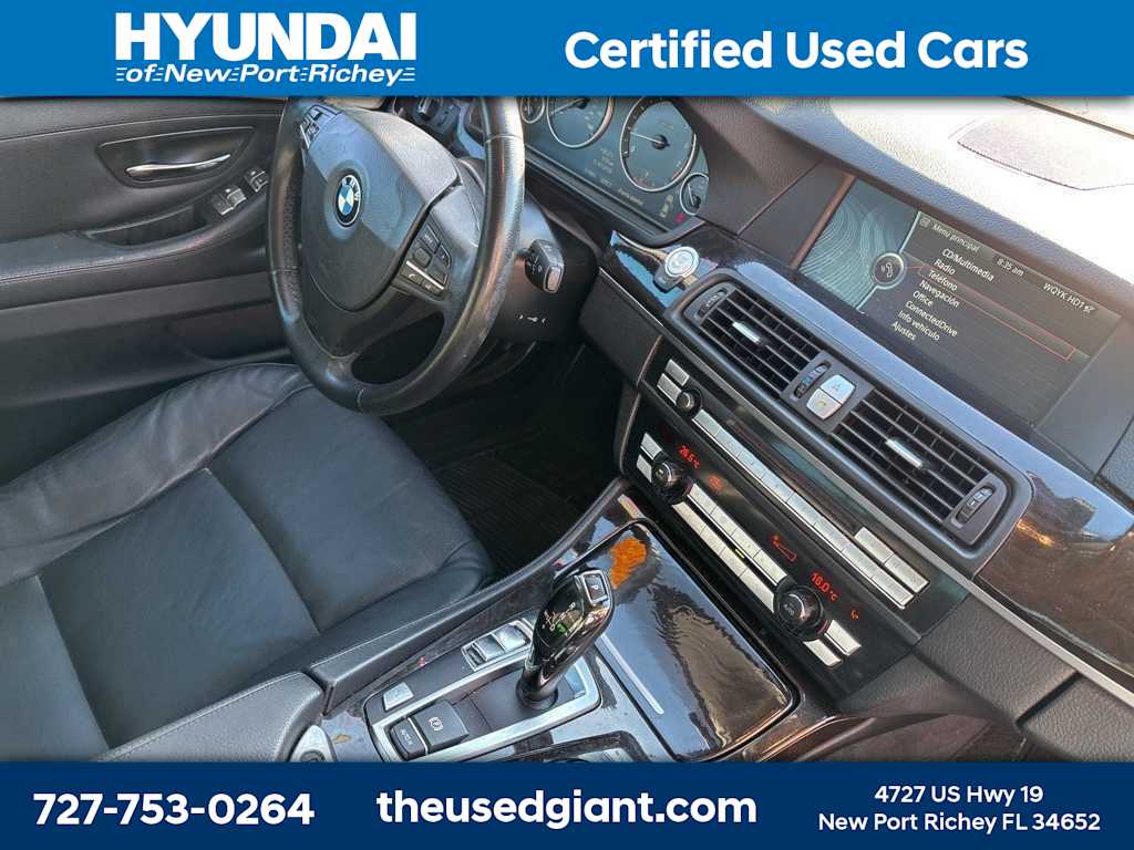 Thumbnail: 2012 BMW 5 Series - 6