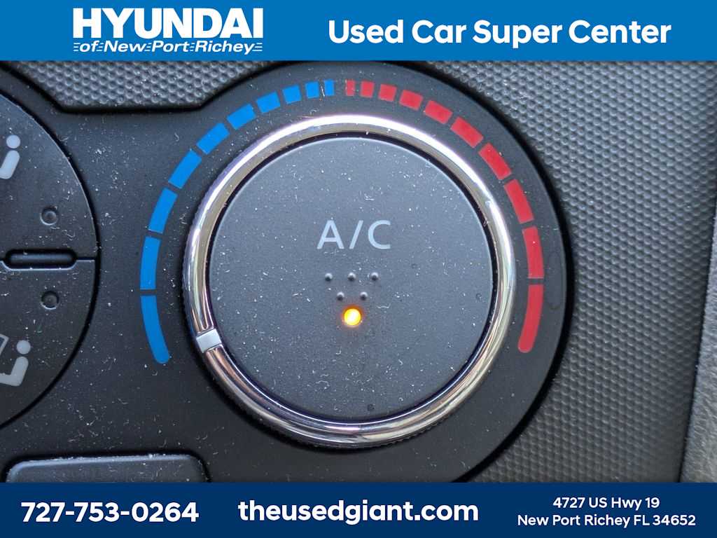 Thumbnail: 2011 Nissan Altima - 22