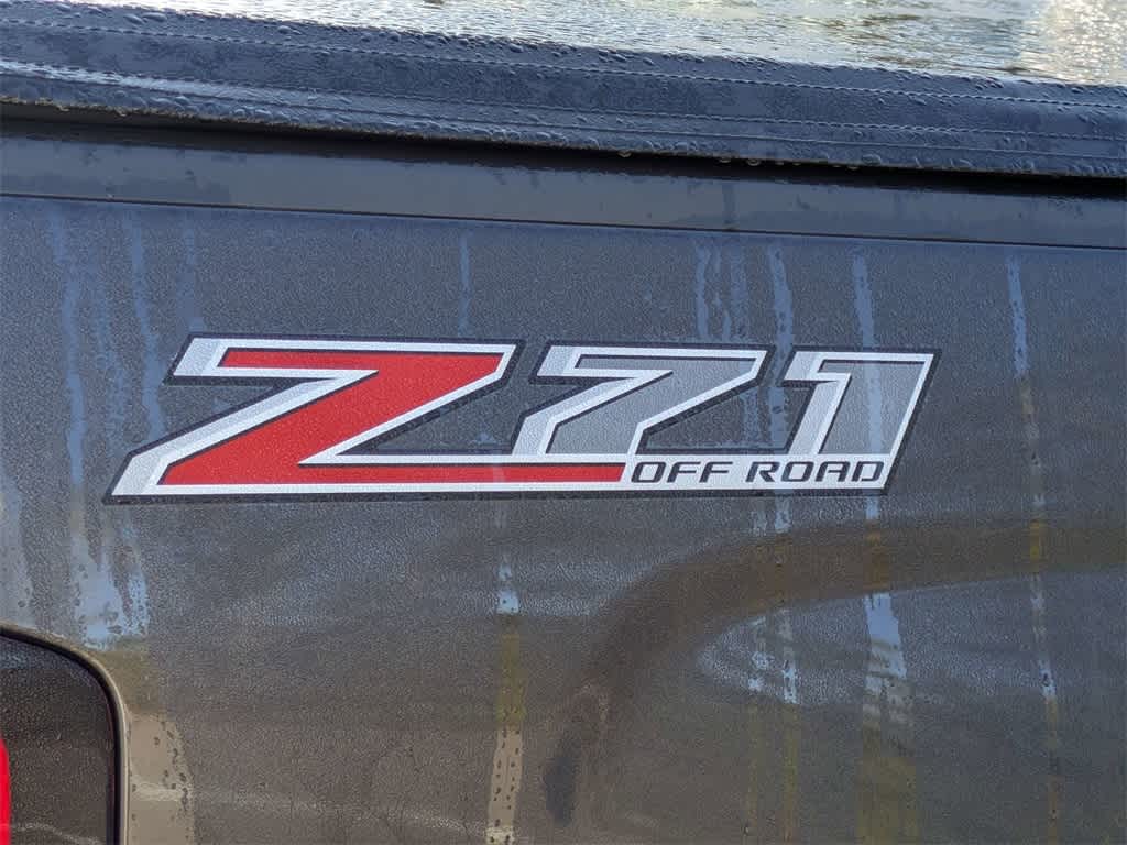 Thumbnail: 2016 Chevrolet Silverado 1500 - 13