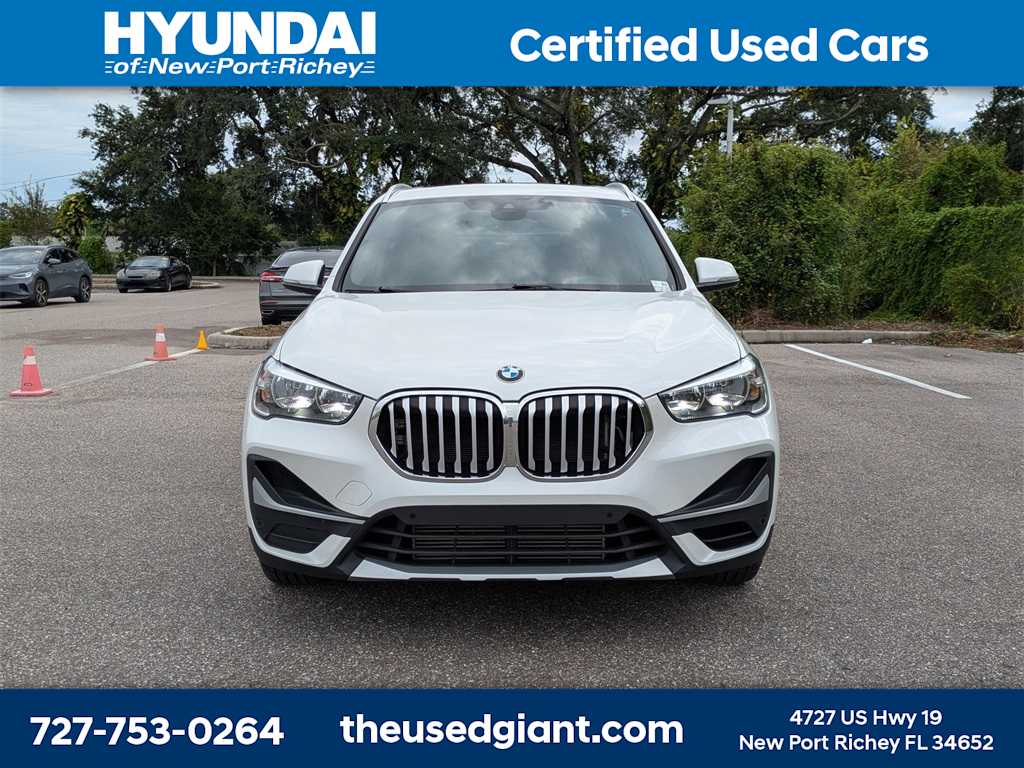 Thumbnail: 2022 BMW X1 - 8