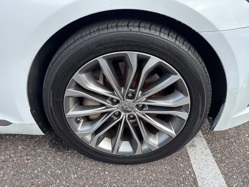 Thumbnail: 2015 Hyundai Genesis - 6