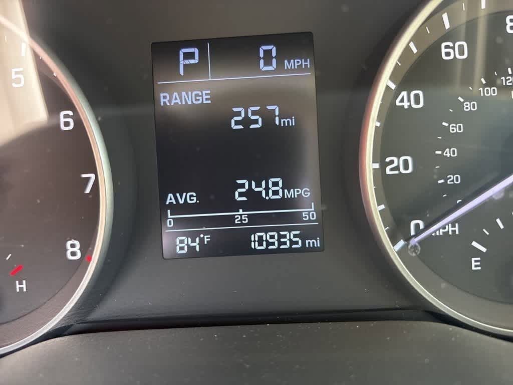 Thumbnail: 2018 Hyundai Elantra - 12