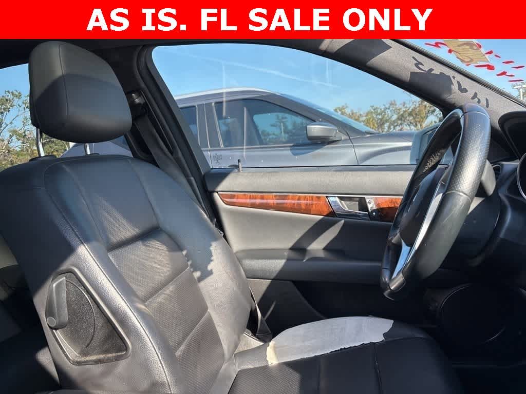 Thumbnail: 2014 Mercedes-Benz C-Class - 7