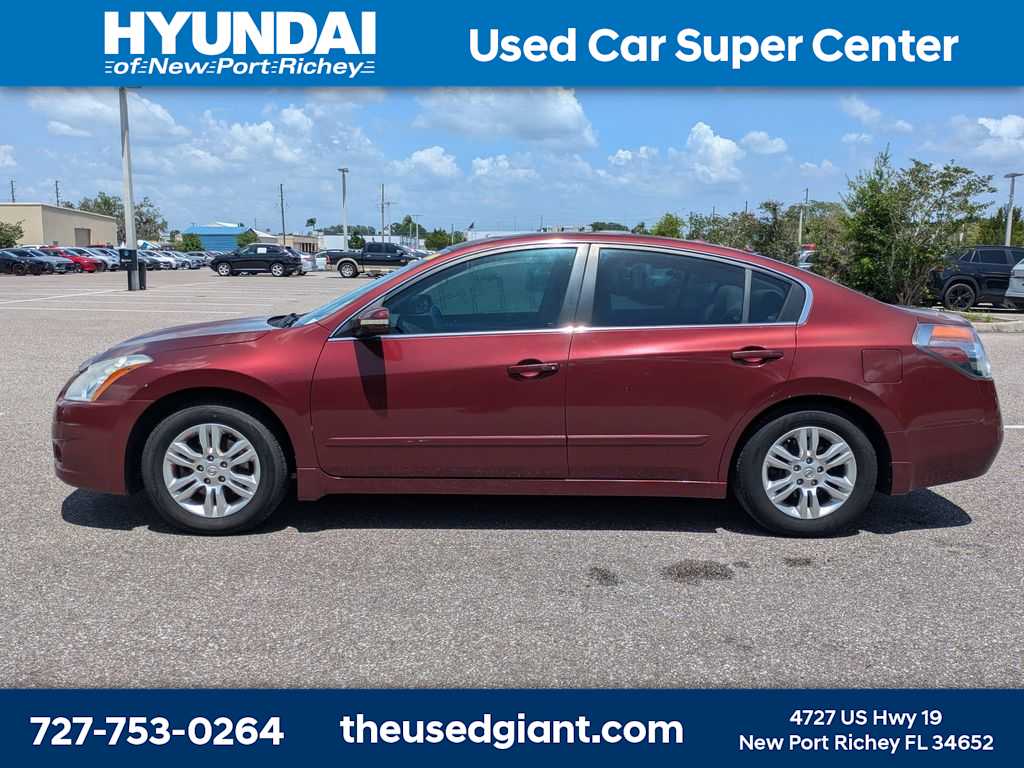Thumbnail: 2010 Nissan Altima - 2