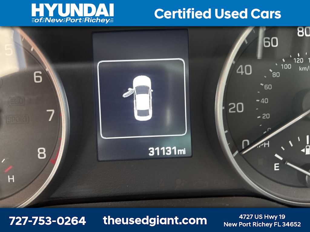Thumbnail: 2018 Hyundai Elantra - 11