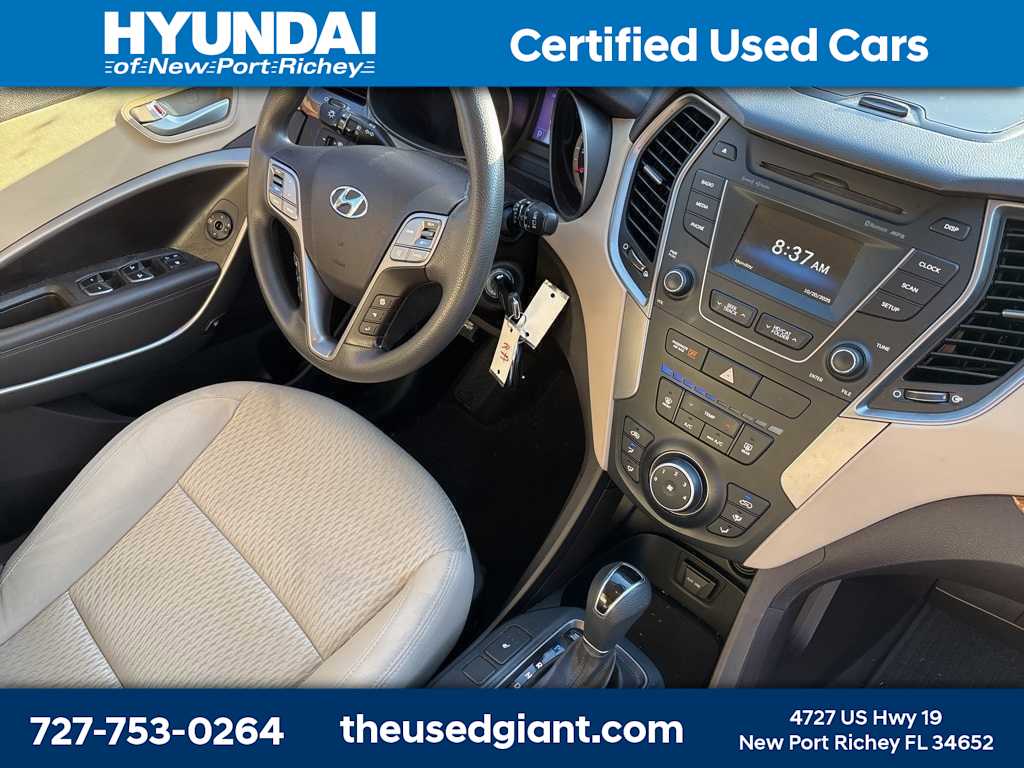 Thumbnail: 2016 Hyundai Santa Fe - 7
