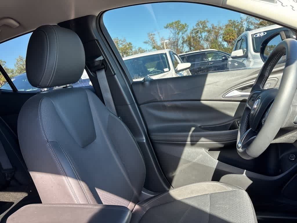 Thumbnail: 2022 Buick Encore GX - 8