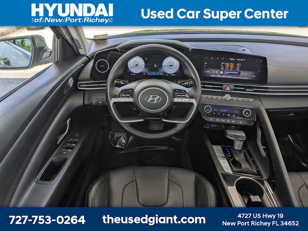 Thumbnail: 2022 Hyundai Elantra - 16
