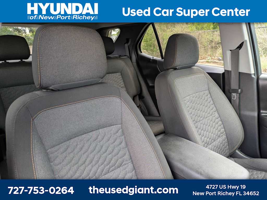 Thumbnail: 2021 Chevrolet Equinox - 6