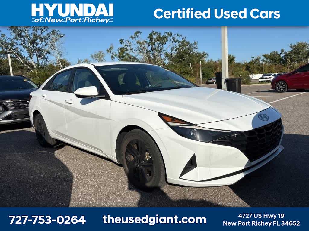 Thumbnail: 2023 Hyundai Elantra - 4