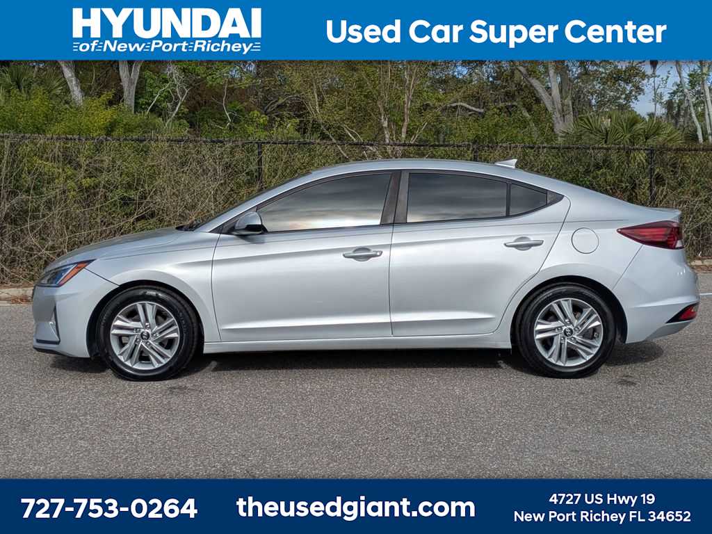 Thumbnail: 2019 Hyundai Elantra - 2