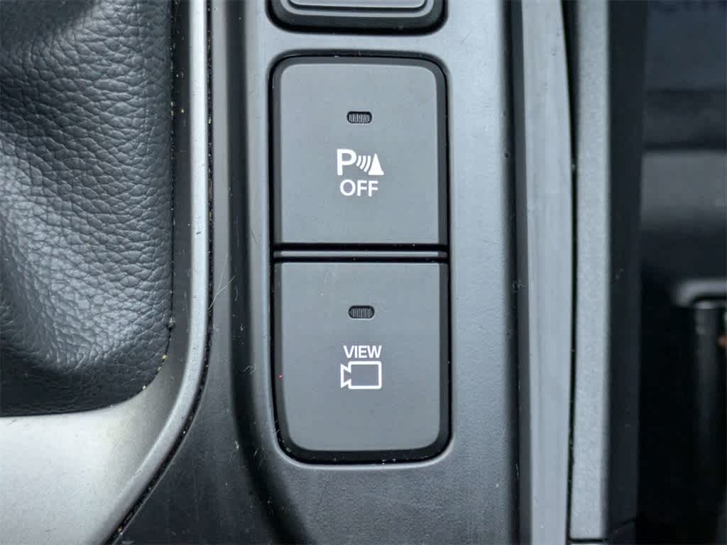 Thumbnail: 2017 Hyundai Santa Fe - 32