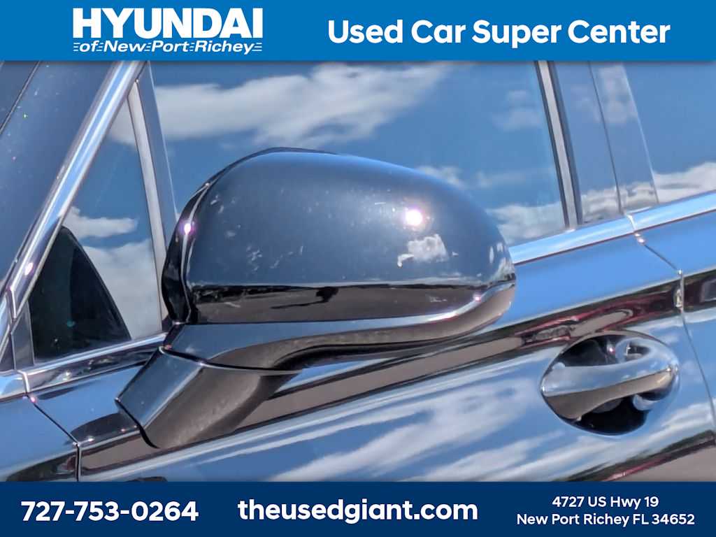 Thumbnail: 2022 Hyundai Santa Fe - 11
